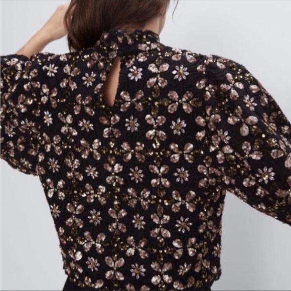 Zara Limited Edition Textured Top with Sequins - Picture 3 of 10